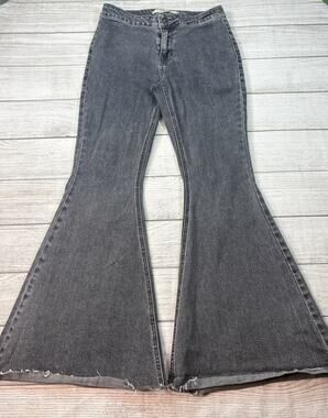 Rock & Roll Denim Women’s Bargain Button Bell Jeans Washed Black Size 26x34